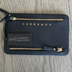 HUDSON+BLEECKER PASSPORT WALLET